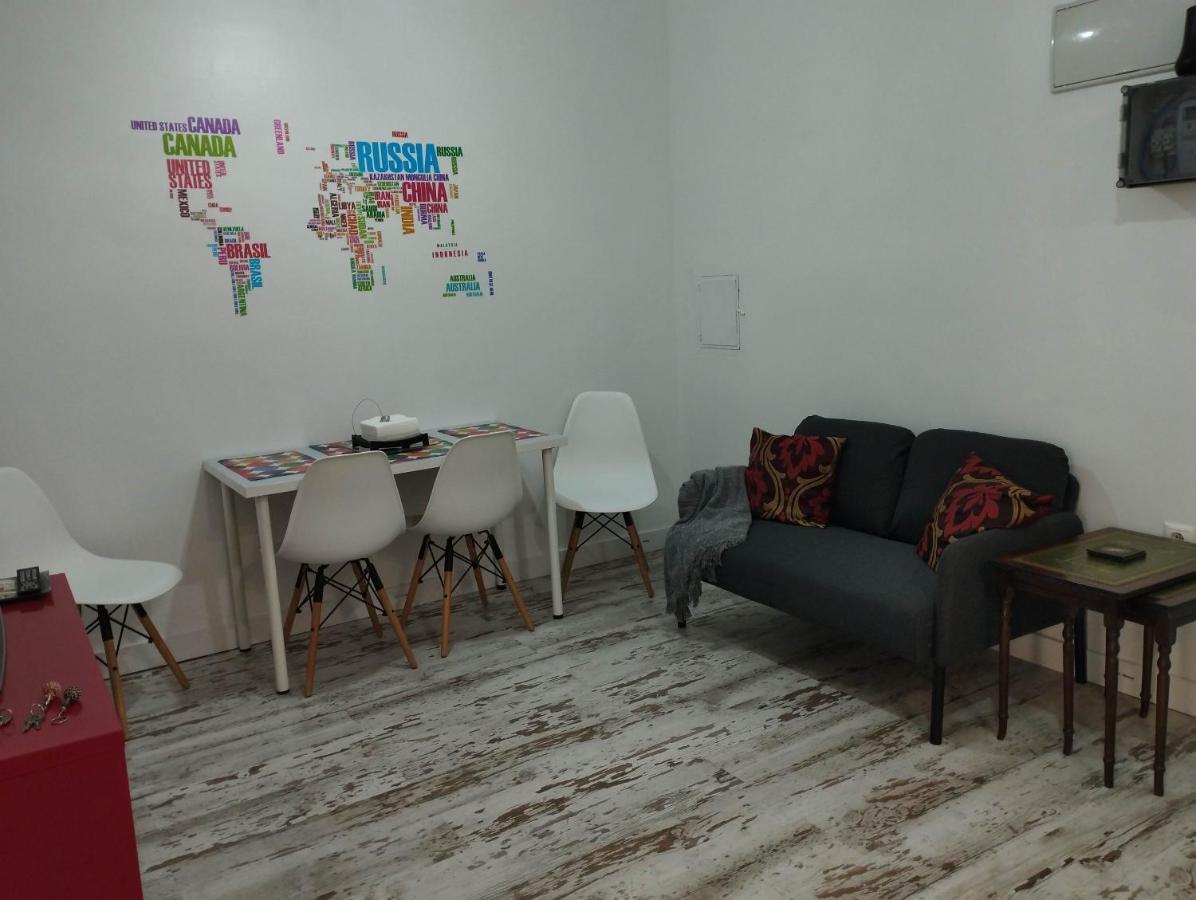 Apartment Fira Bcn Camp Nou ロスピタレート・デ・リョブレガート エクステリア 写真